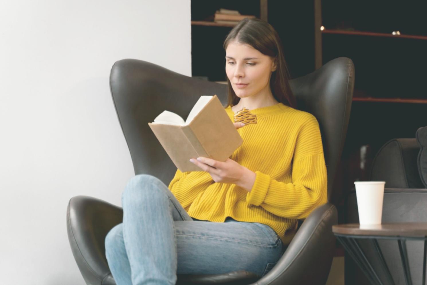 Séance de formation budgétaire avec des participants attentifs